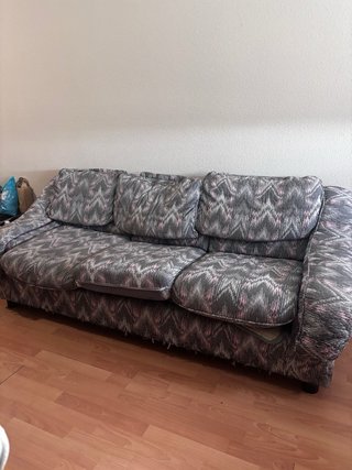 Sofá antiguo de 3 plazas para tapizar