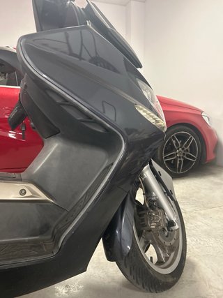 Kymco 250cc Maxi Scooter 2006