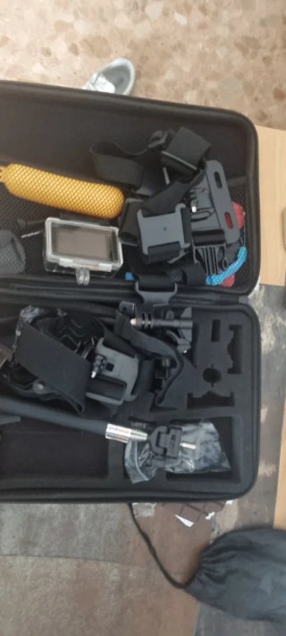 Cámara Deportiva Xiaomi  +maleta con accesorios.
