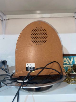 Radio estilo cathedral madera