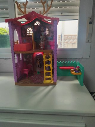Casa Muñecas Enchantimals Como nueva muy poco uso