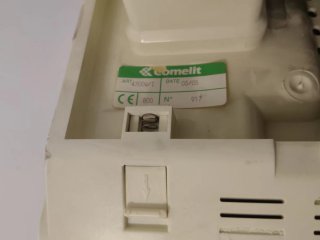 Vídeo porteiro Comelit 4700W
