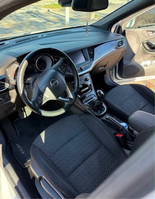 Opel Astra 2016