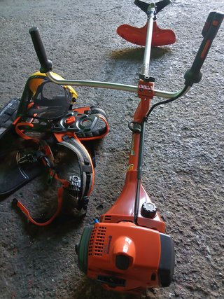 Desbrozadora Husqvarna 345R X-Series