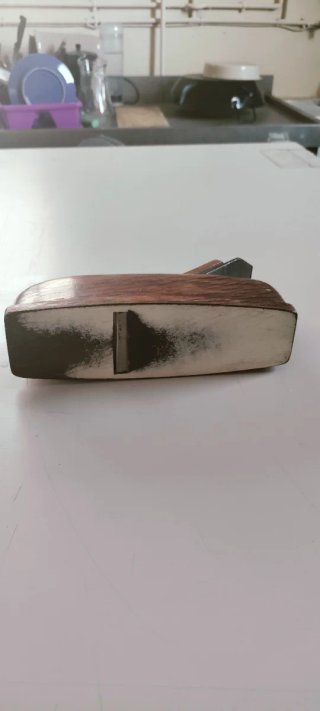 Cepillo carpintero madera antiguo