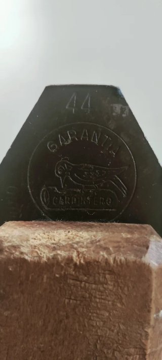 Cepillo carpintero madera antiguo