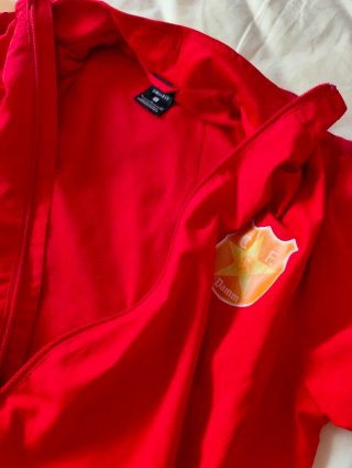Chaqueta deportiva Nike roja Damm