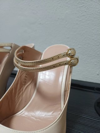 Zapatos de piel Gloria Ortiz. Talla 39