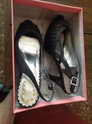 Zapatos tacón Kiss Kiss Talla 38