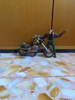 Toybiz figure Wolverine motorcycle