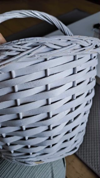 Cesta de mimbre para setas