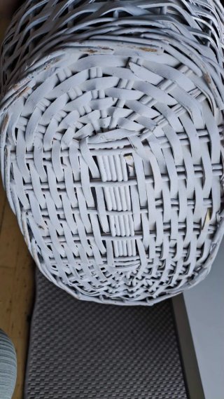 Cesta de mimbre para setas