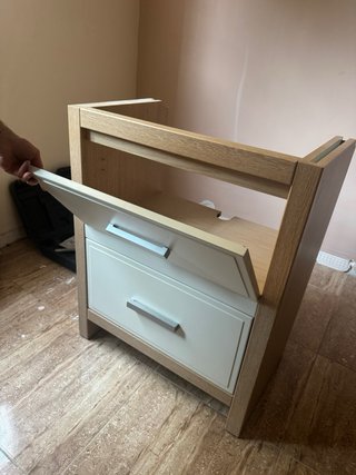 Mueble de baño madera con lavabo