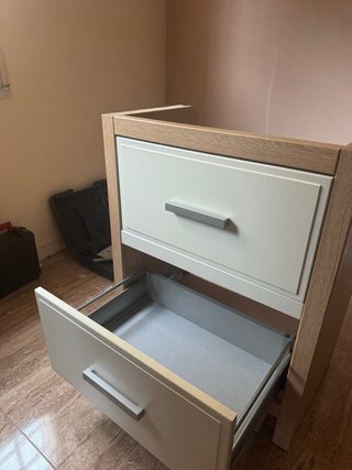 Mueble de baño madera con lavabo