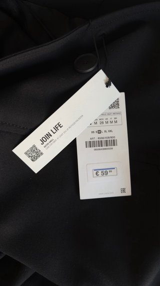 Blazer Zara negro con cinturón