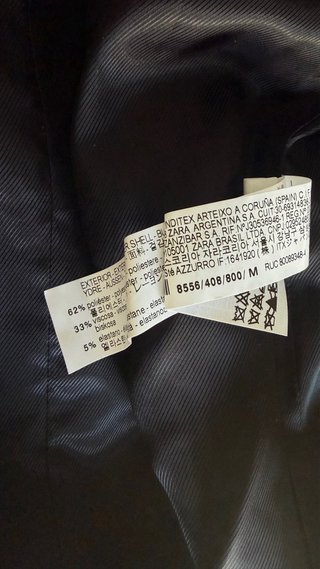 Blazer Zara negro con cinturón