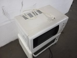 Microondas blanco THULOS