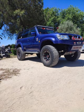 Nissan Patrol 2000
