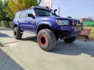 Nissan Patrol 2000