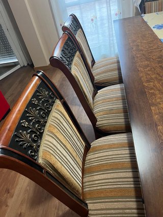 Elegante conjunto de comedor: mesa + 8 sillas