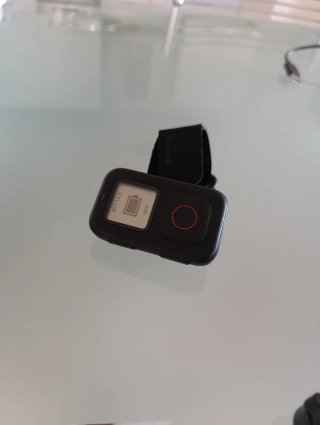 Custodia, telecomando, caricabatterie GoPro