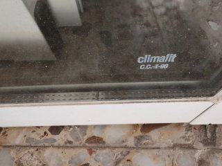 2 Hojas Climalit Translúcido (108x43)