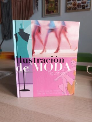 Lote de libros de Moda.