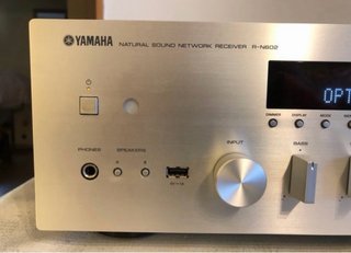 Receptor Yamaha R-N602 Amplificador Digital