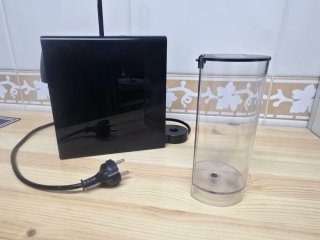 Cafetera Nespresso Essenza Mini Negra