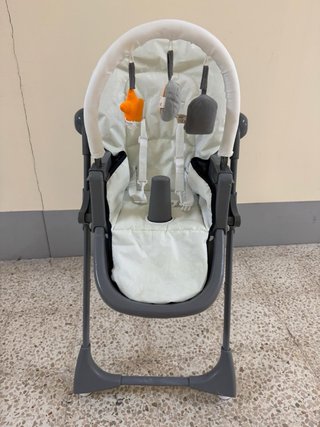 Trona Bebé Confort con bandeja evolutiva
