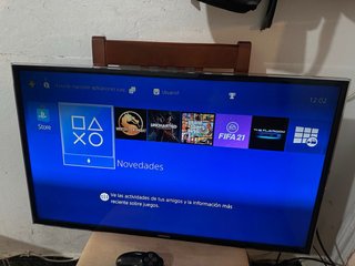 Televisor Samsung Pantalla LED 4K 32 pulgadas