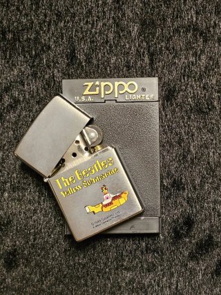 Zippo The Beatles Yellow Submarine Accendino