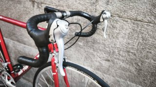 Bicicleta carretera BH ALU10 Roja