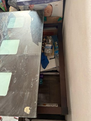 Mesa de centro de madera y cristal