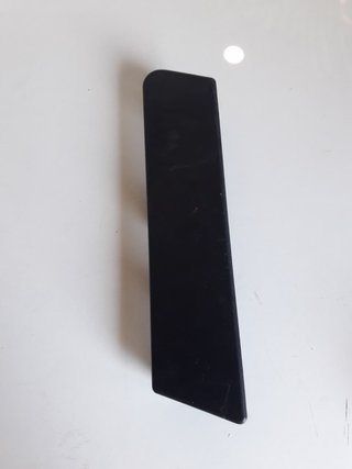 EMBELLECEDOR VENTANILLA IZQ - NISSAN NV200.