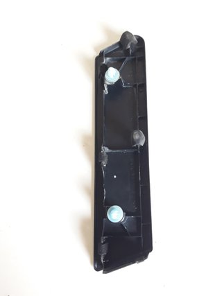 EMBELLECEDOR VENTANILLA IZQ - NISSAN NV200.