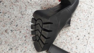 Zapatos negros de tacón