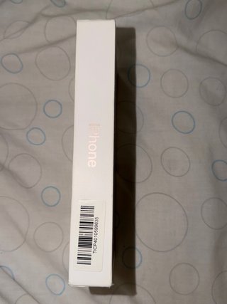 Caja iPhone 16 Pro Max