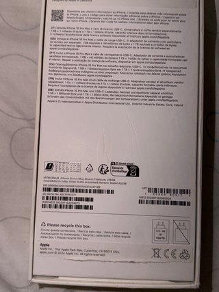 Caja iPhone 16 Pro Max