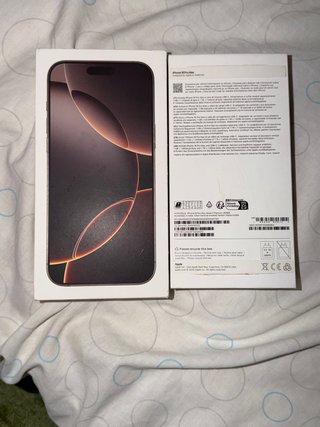 Caja iPhone 16 Pro Max