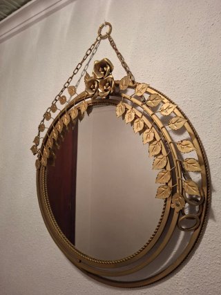 Espejo antiguo dorado con rosas 58cm
