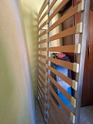 Somier metálico 1,35m con lamas de madera