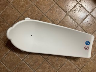 Bañera Stokke Flexibath con patas y adaptador