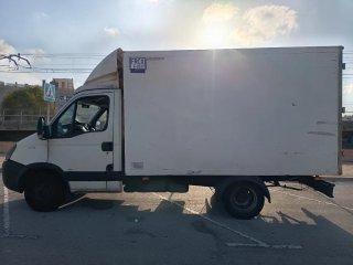 Vendo camión Iveco 35c12 con frío