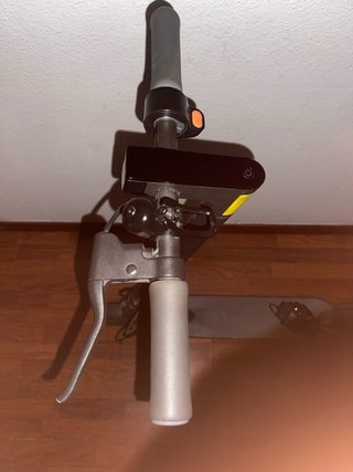 Patinete Eléctrico Xiaomi(Cargador incluido)