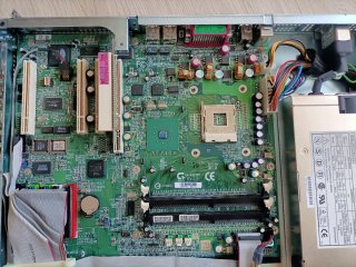 Caja Servidor Rack 1U + Placa Base Gigabyte