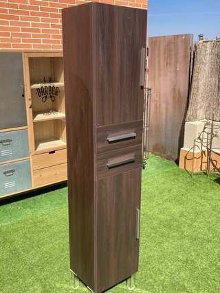 Armario columna madera wengué baño
