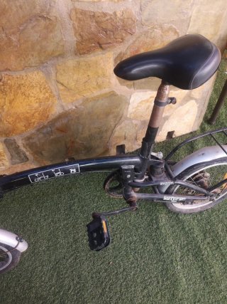 Bicicleta Plegable Negra, un año sin utilizar.