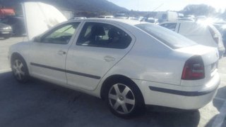 Skoda 20961824 faro antiniebla del izq octavia 1.9