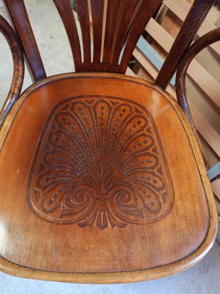 Silla vintage de madera
